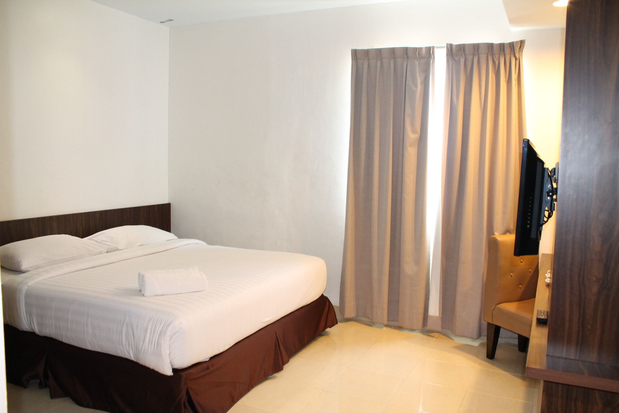 Ameera Hotel Pekanbaru Exterior photo